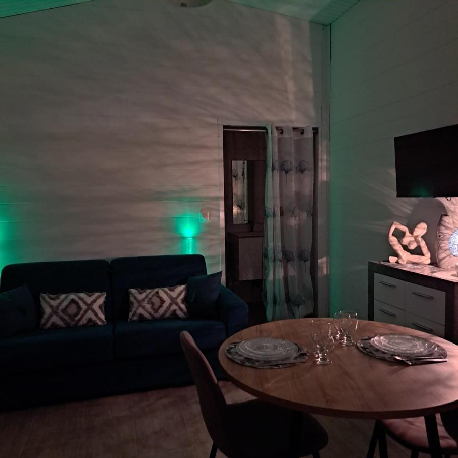 Studio 57 Panzió Capesterre-Belle-Eau Kültér fotó